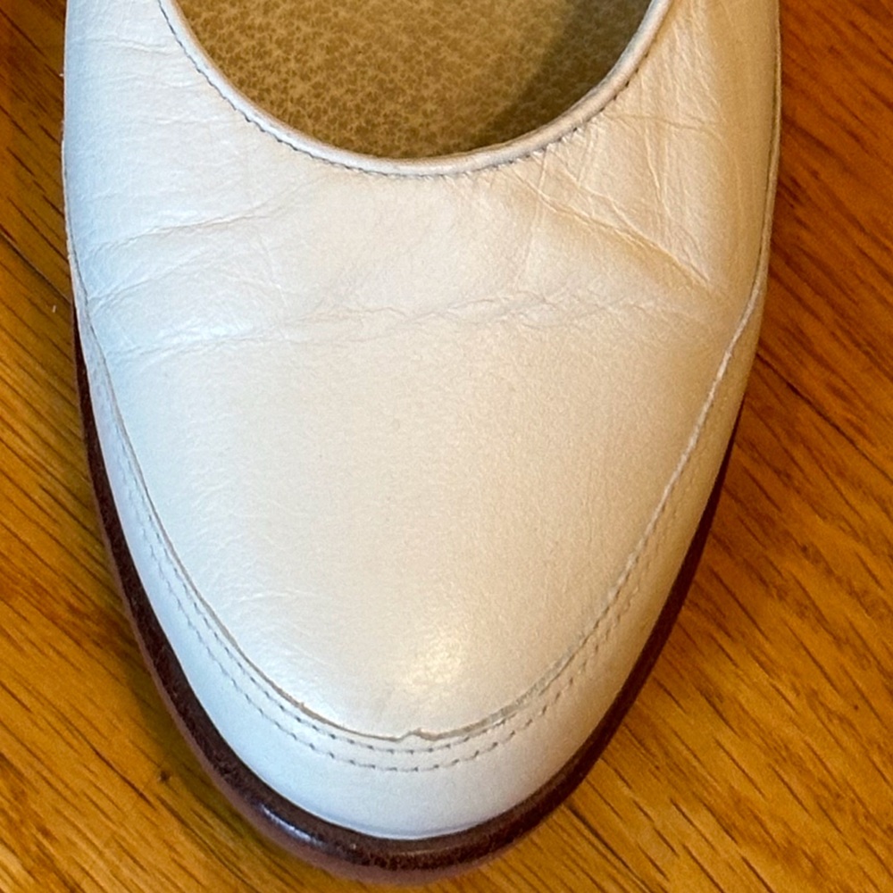 White Flat Comfy Leather Women’s Loafer Shoe - Picture 4 of 7